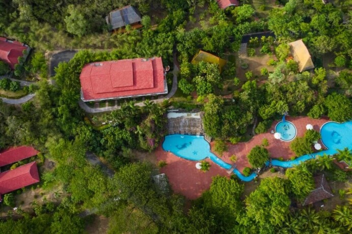 nui-thom-ecolodge-spa-resort-big-0